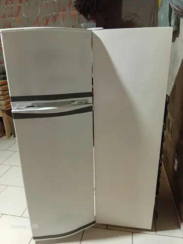 Vendo geladeira!