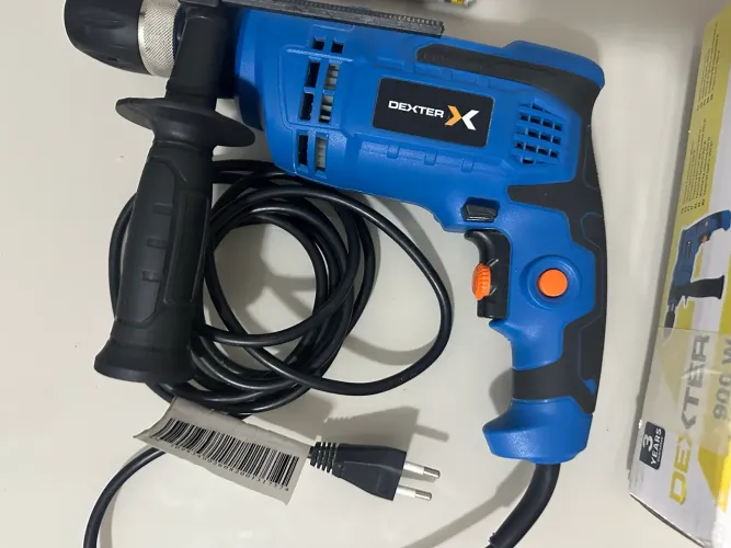 Furadeira Dexter 900w + brocas funcionando perfeitamente 