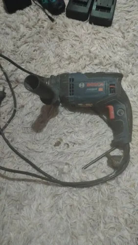 Furadeira Bosch 220 volt