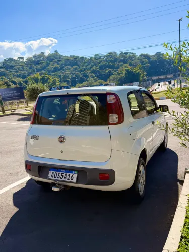 Fiat Uno Vivace/rua 1.0 EVO Fire Flex 8V 5P 2012