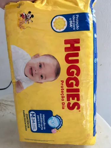 Fralda Huggies M fita