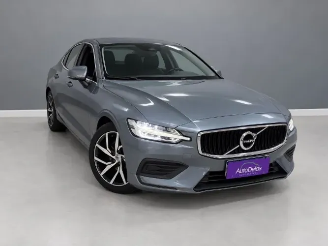 Volvo S60 T-4 Momentum 2.0 190cv 4P 2020