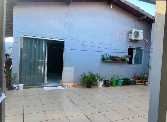 Vendo casa em Maria Ortiz 