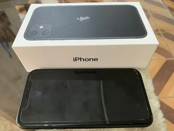 iPhone 11 64 g