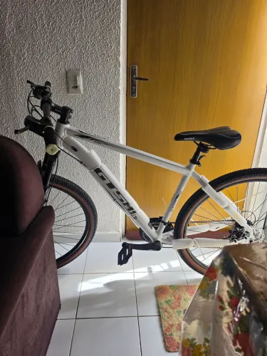Bicicleta GTS M1 Shimano