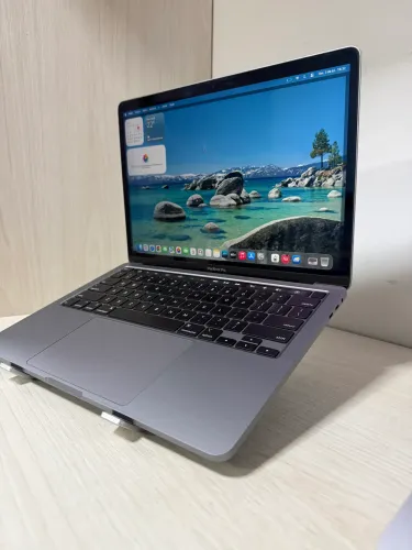 MacBook Pro A2251 2020 | Core i7 | 32GB RAM | SSD 512GB | 90 Ciclos | Touch Bar