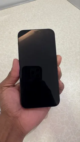iPhone 12 Preto 64GB. Perfeito, sem riscos. Original, nunca aberto. FaceID e câmeras 100%