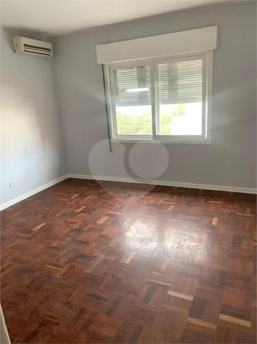 Casa com 3 quartos para locação em Vila cordeiro - SP