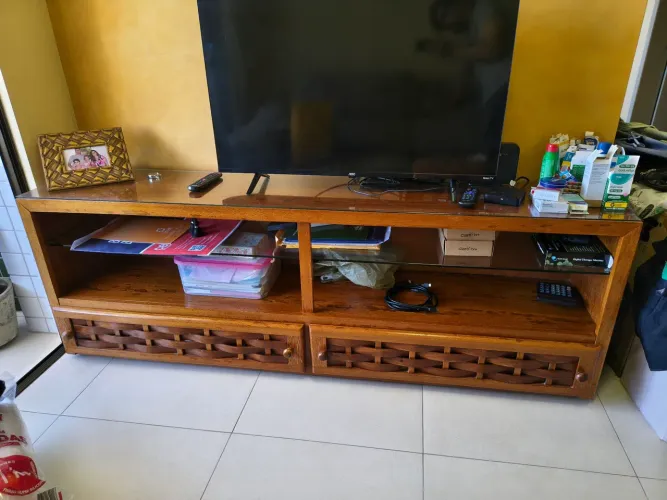hack de tv de madeira de verdade