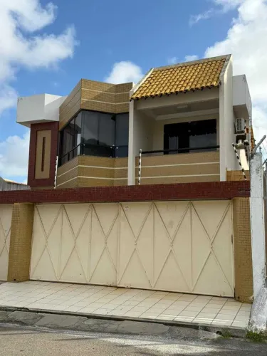 Casa duplex em localização privilegiada no Bairro Inácio Barbosa [12983]