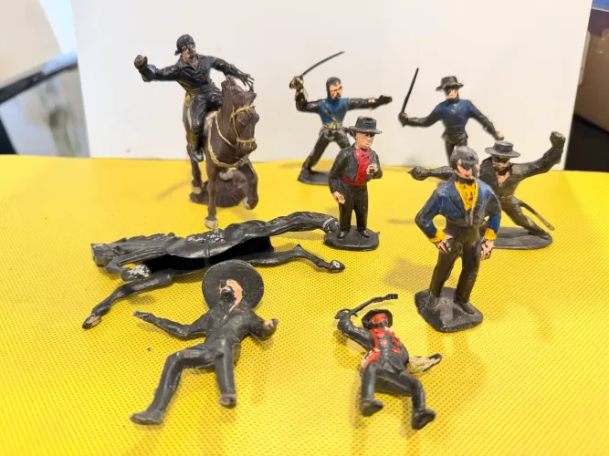 Conjunto forte apache Zorro Casablanca Gulliver Trol anos 70