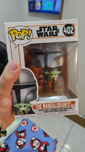 Funko Pop! The Mandalorian with The Child #402 - Star Wars