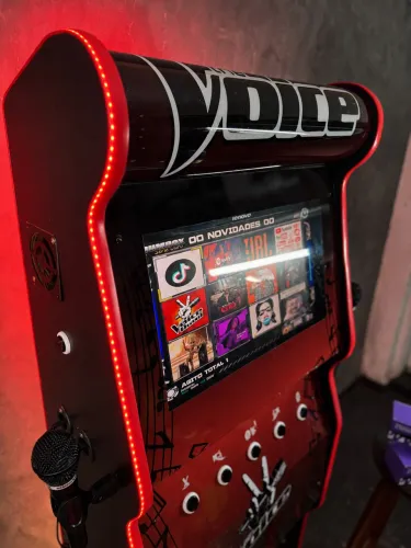 Máquina de Música Karaokê Leds
