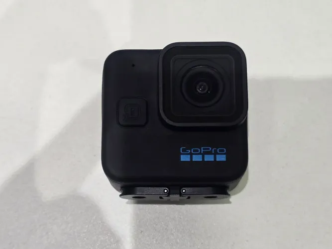 Go Pro 11 Mini - Muito pouco usada
