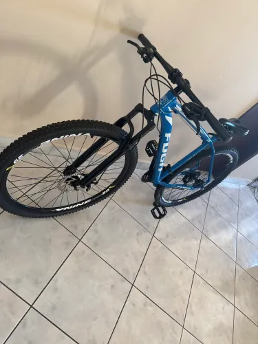 Bicicleta aro 29 21 marchas peças shimano