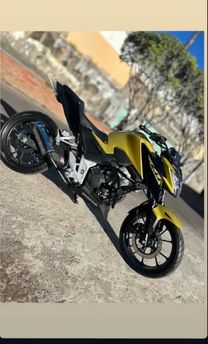 Vende-se moto zerada