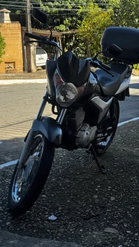 CG Titan 150 Ks Muito conservada