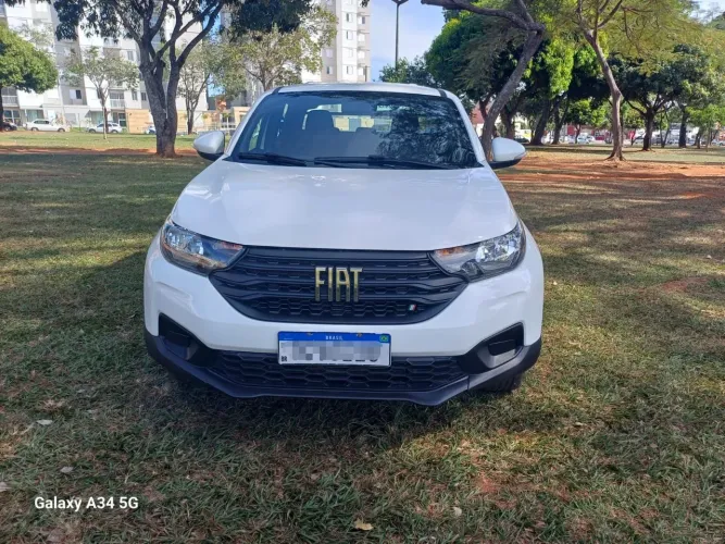 Fiat Strada Freedom 1.3 Flex 8V CD 2025