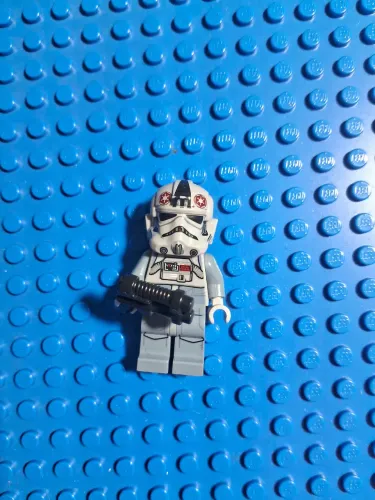 Lego tropper