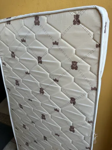 Colchão para berço em ótimo estado! Usado poucas vezes