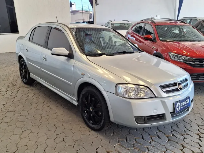 Chevrolet Astra Advantage 2.0 MPFI Flexpower 8V 3P 2011