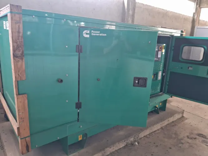 Gerador novo 170kva. Apenas 1 hora de uso
