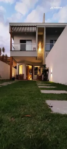Casa com 3 dormitórios para alugar, 148 m² por R$ 6.108,33/mês - Interlagos - Vila Velha/E