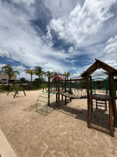 Lote à Venda em Condomínio Fechado Condomínio Ayat 2