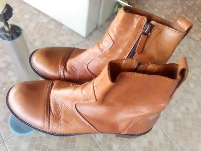 Botas SL