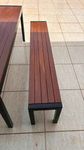 Mesa linda para varanda ou área 