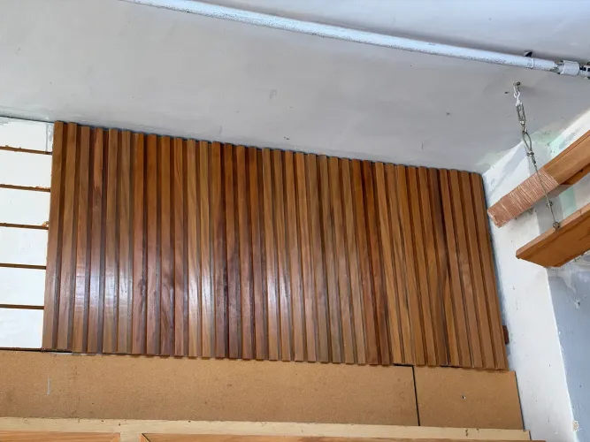 Painel Ripado em Peroba Mica (m2)