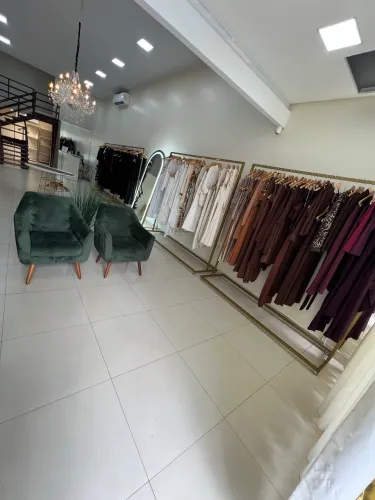 Loja de moda feminina à venda
