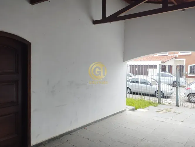 Excelente oportunidade! Casa Comercial localizada no Centro de Jacareí, com 3 dormitórios,
