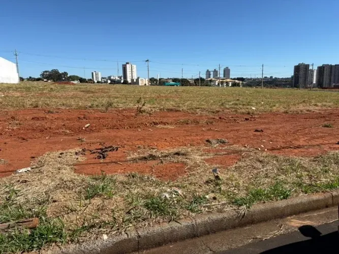 Lote 250m² Verde Umuarama - Escritura, Infra Completa, Ruas Prontas - Uberlândia/MG