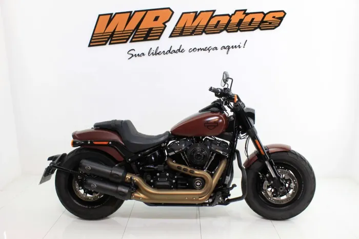 HARLEY-DAVIDSON SOFTAIL FAT BOB 107 