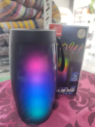 Caixa de Som Bluetooth Recarregável 10W com LED RGB USB e Cartão de Memória