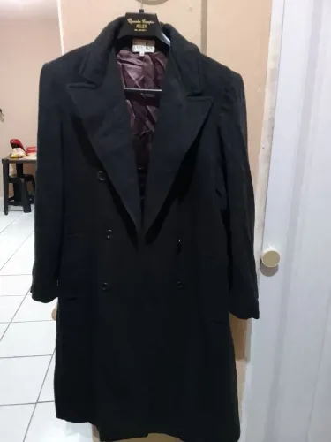 Sobretudo perfeito para sua viagem ou frio nas montanhas e sim pode ser seu!!!!