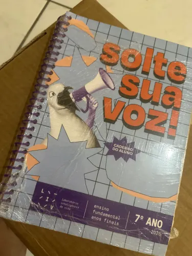Vendo este livro caderno do aluno ele está Seminovo