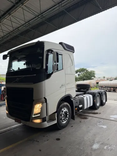 Volvo FH 460 . 6x2 
