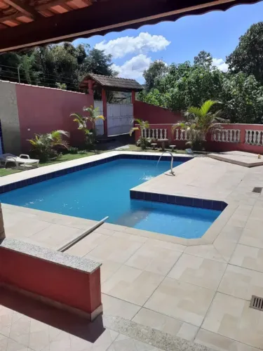 chacrinha em Mairípora sp com piscina.