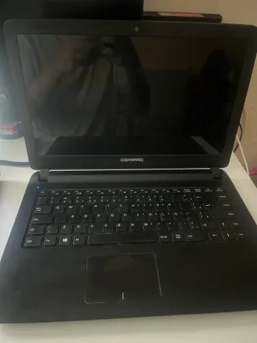 Notebook Compaq Cq-21 4gb de RAM IntelCore i3 - Usado