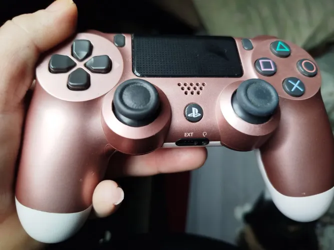 Controle Playstation 4 Rosé gold