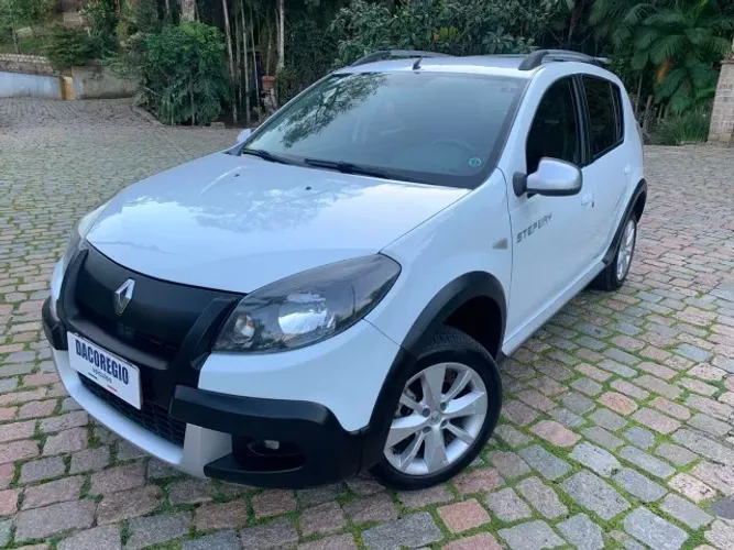 Renault Sandero Stepway Hi-power 1.6 8V 5P 2013