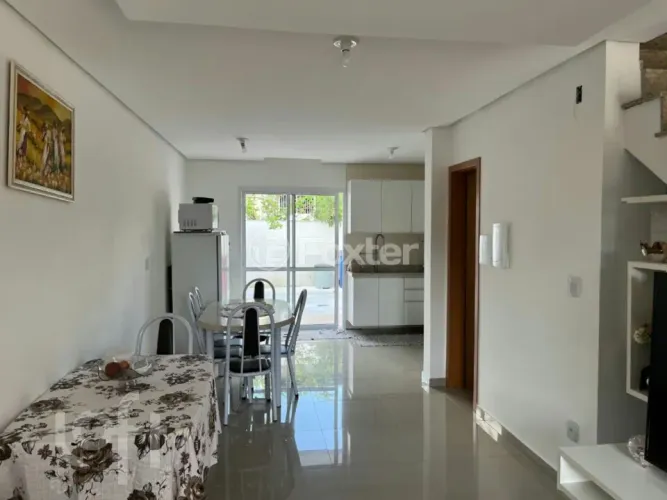 Casa à venda Rua Vanderlei da Silva Alves, Mário Quintana - Porto Alegre