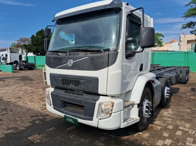 Volvo Vm 330 2021