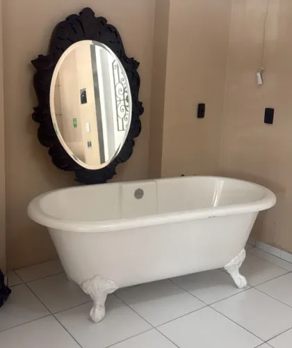Banheira Vitoriana de Luxo (ABAIXO DO PREÇO)
