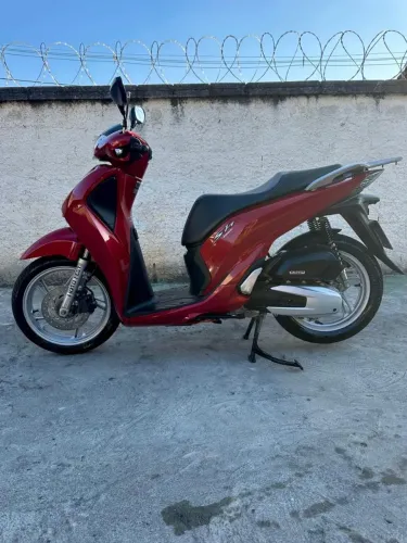 Honda SH150i top top
