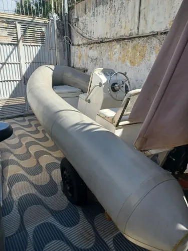 Bote airboat 4,20m motor envenrude etec 50 hp