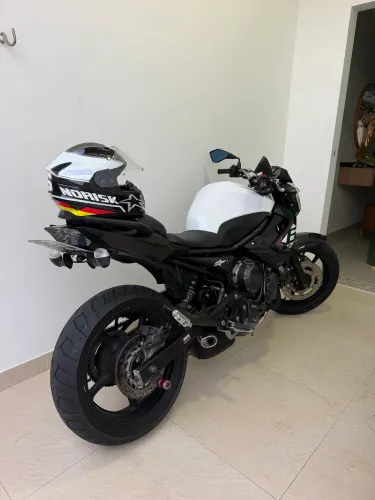 XJ6 2016