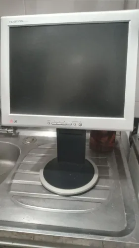 Monitor LG 15 polegadas